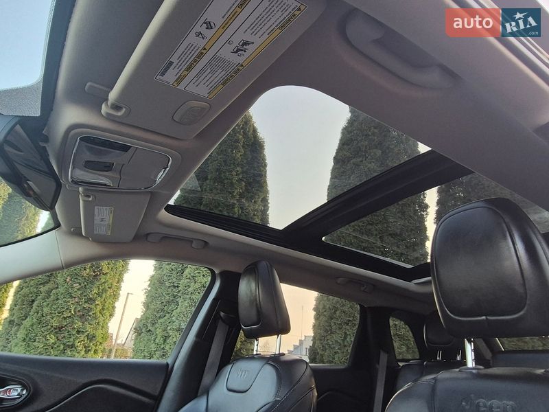 Внедорожник / Кроссовер Jeep Cherokee 2017 в Дубно фото 23 Внедорожник / Кроссовер Jeep Cherokee 2017 в Дубно