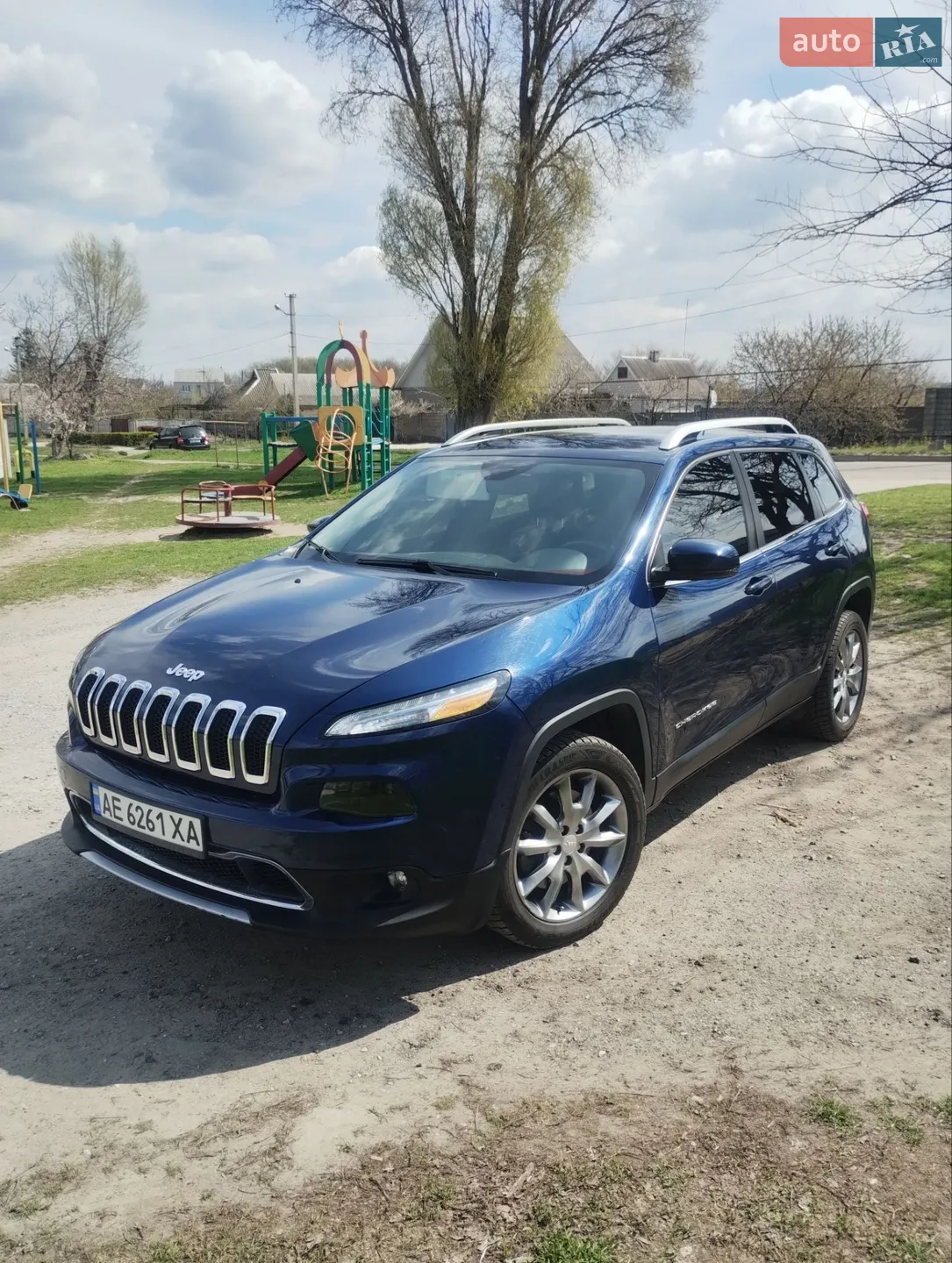 2017 Jeep Cherokee - мініатюра 3
