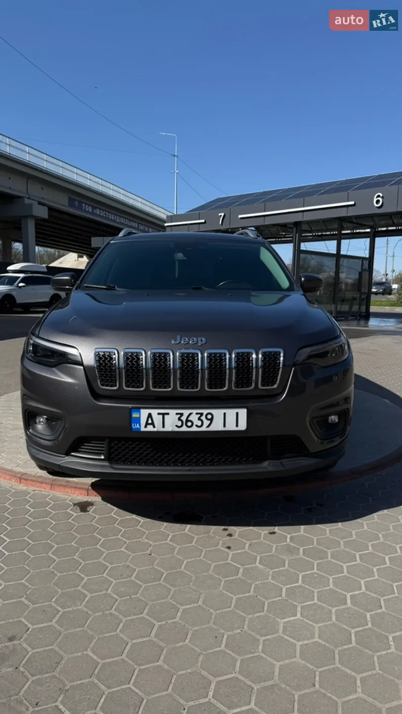 2020 Jeep Cherokee - мініатюра 19