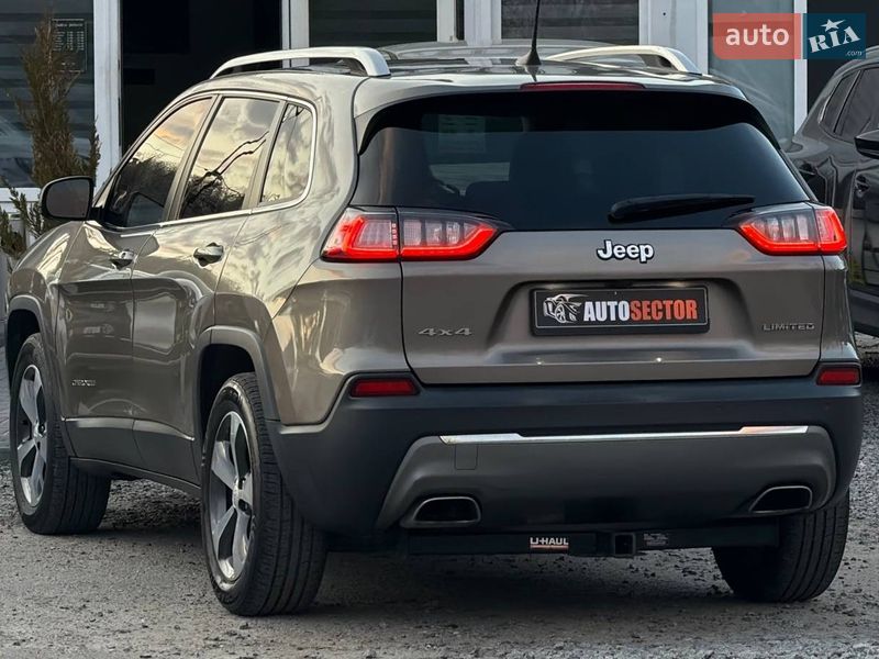 Внедорожник / Кроссовер Jeep Cherokee 2018 в Харькове