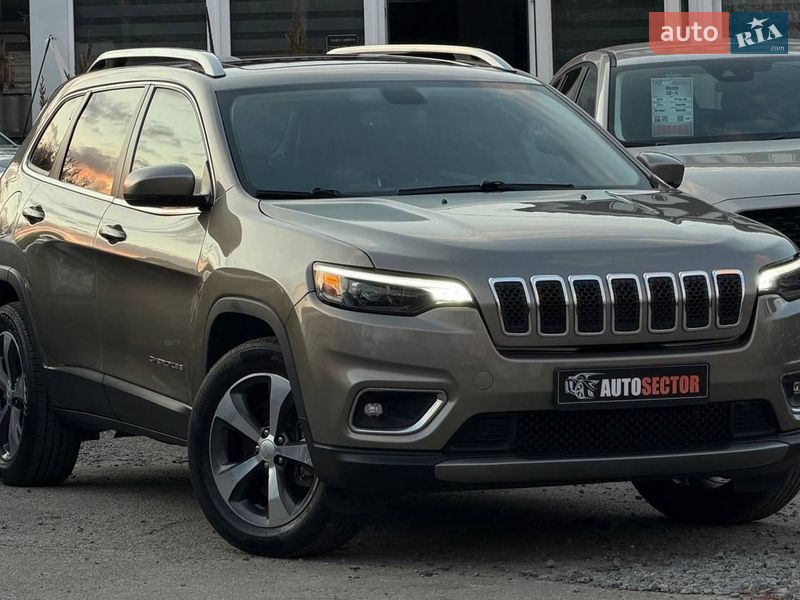 Внедорожник / Кроссовер Jeep Cherokee 2018 в Харькове