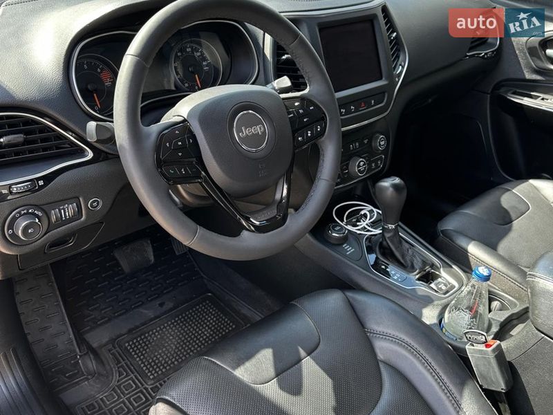 Внедорожник / Кроссовер Jeep Cherokee 2023 в Житомире