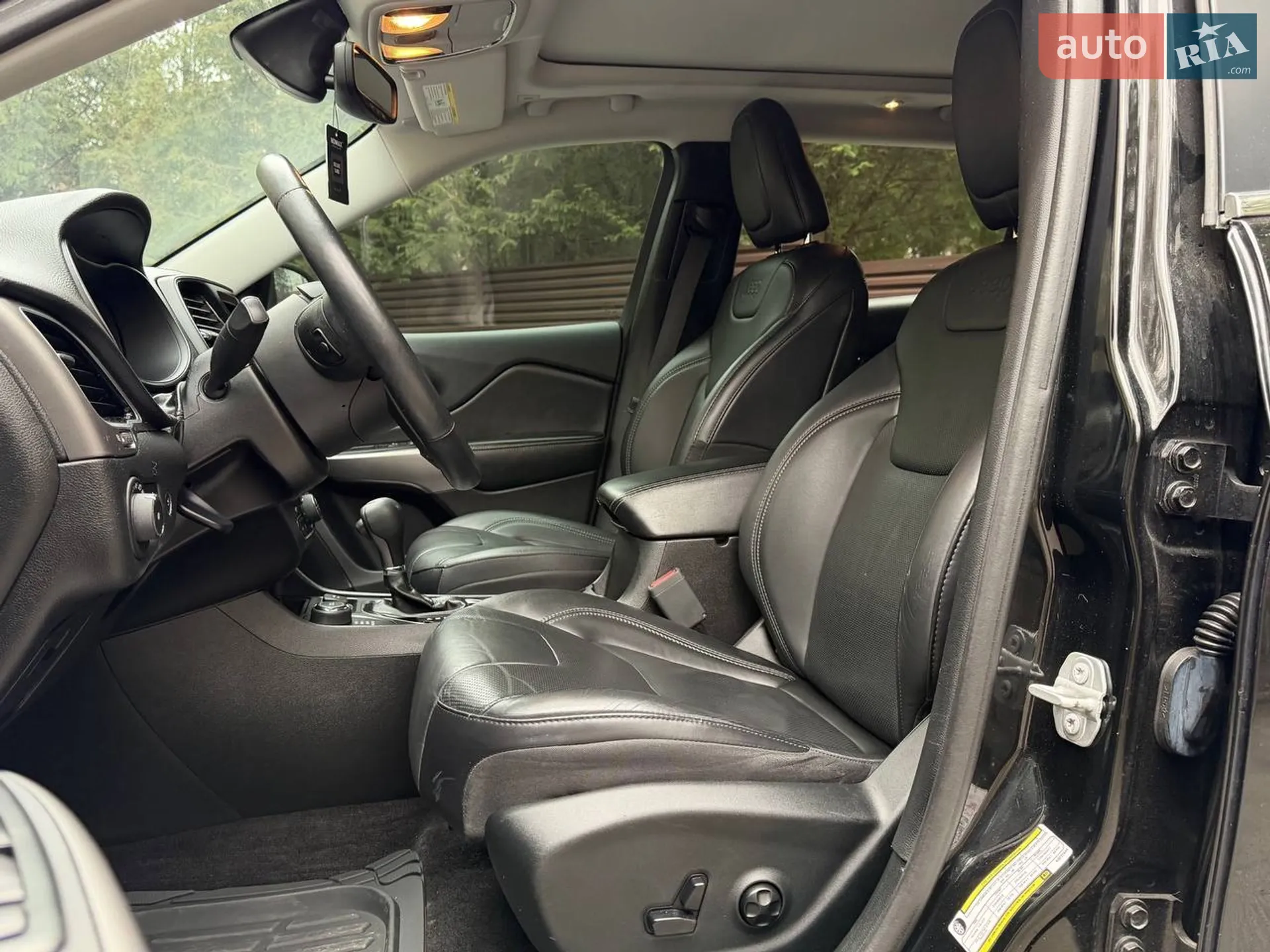 2018 Jeep Cherokee - мініатюра 10