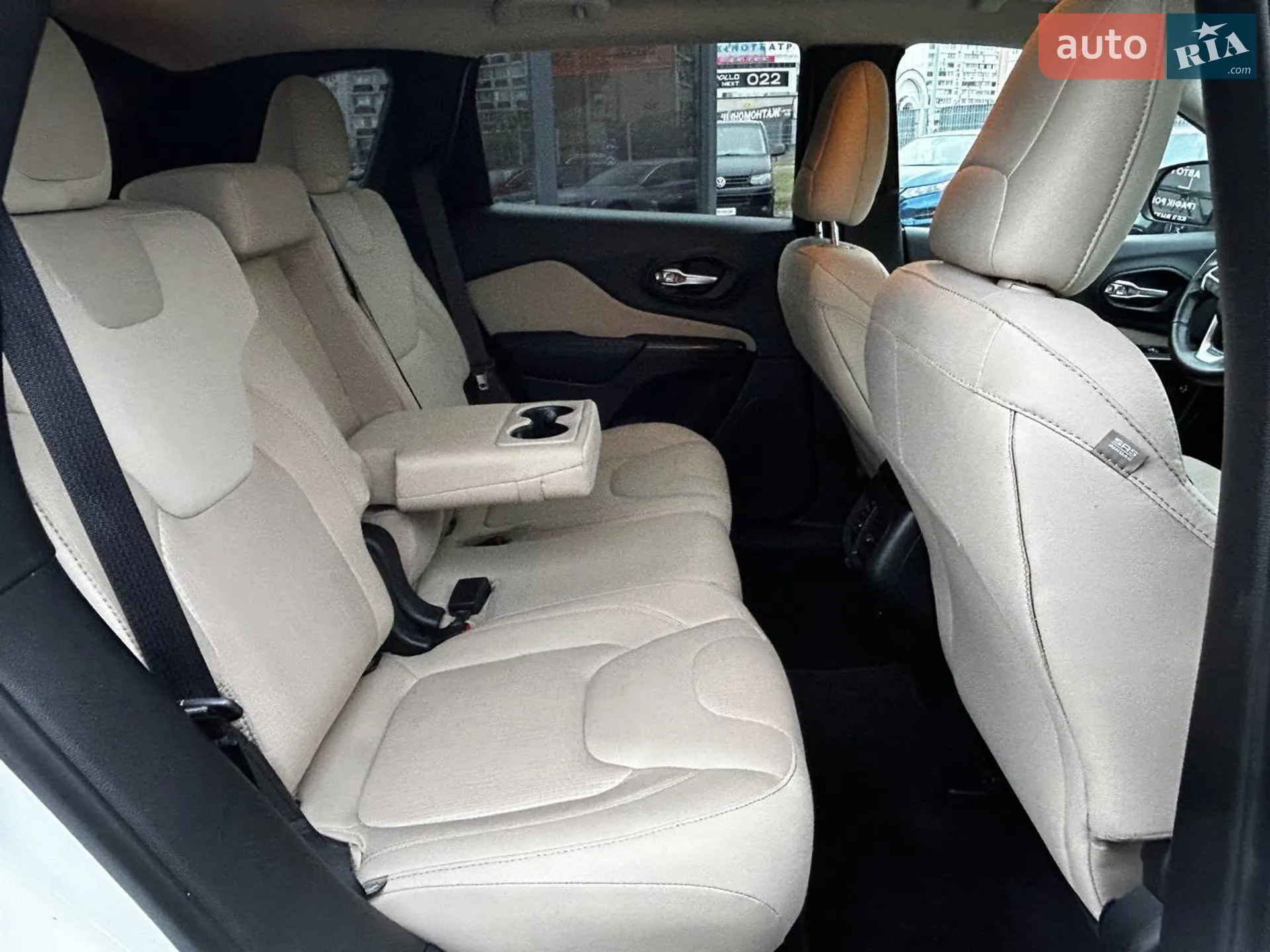 2015 Jeep Cherokee - мініатюра 11
