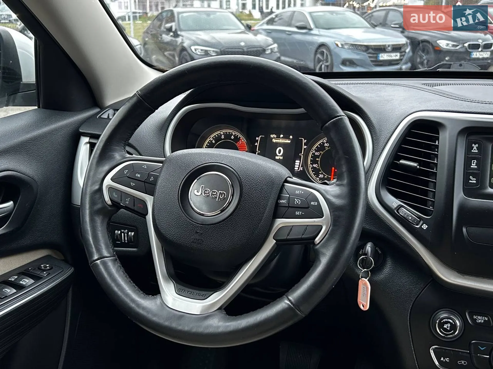 2015 Jeep Cherokee - мініатюра 28