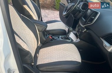 Внедорожник / Кроссовер Jeep Cherokee 2014 в Львове