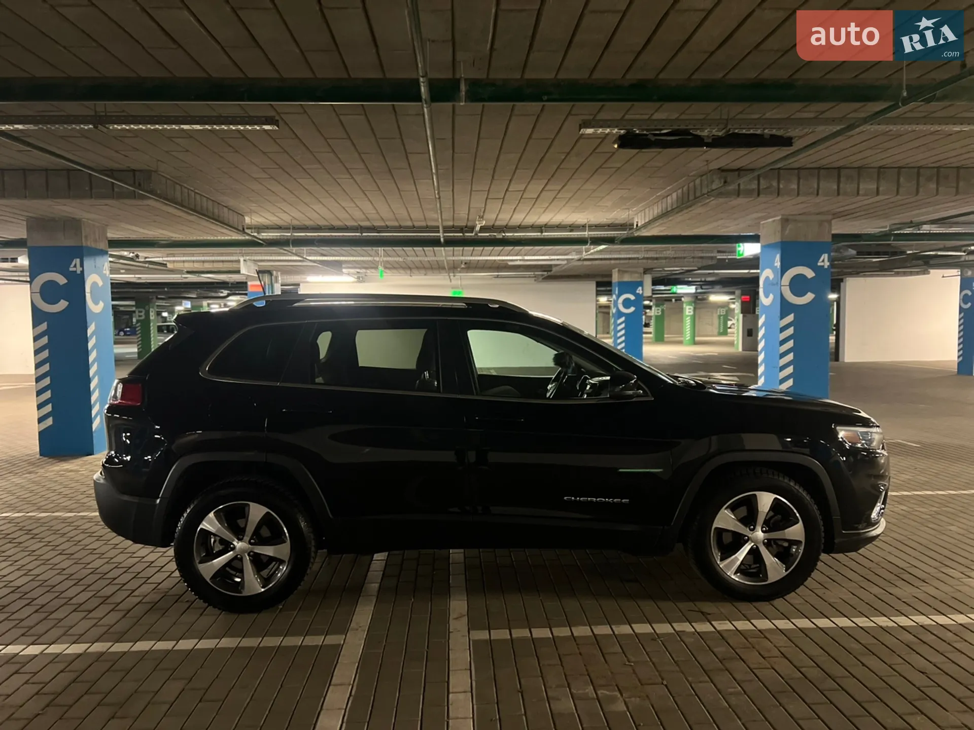 2019 Jeep Cherokee - мініатюра 59