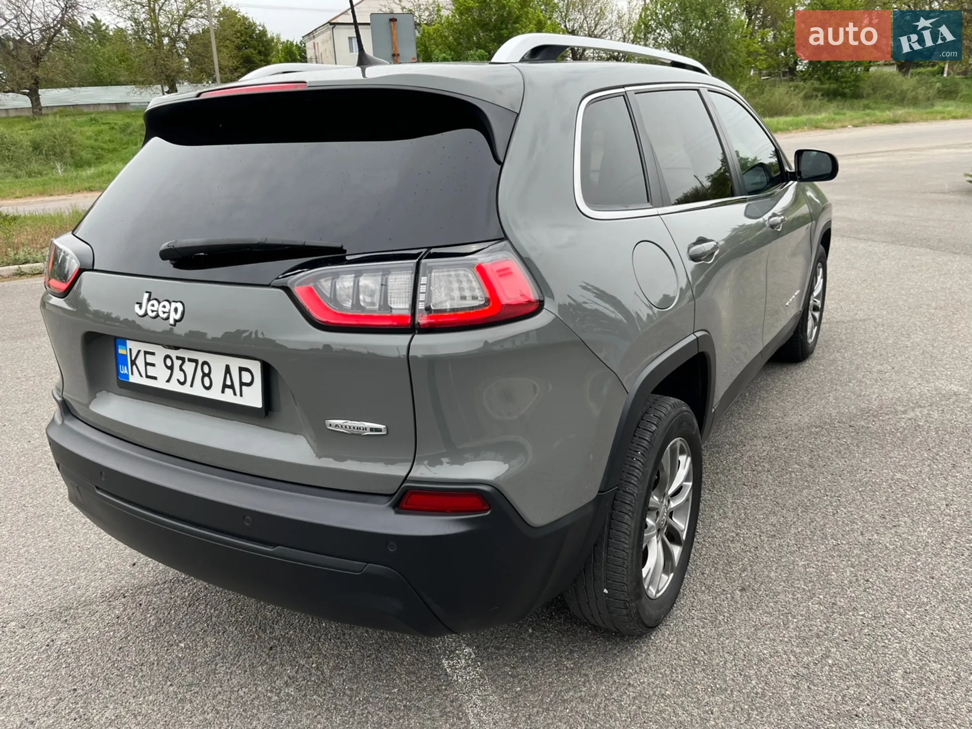 2019 Jeep Cherokee - мініатюра 11