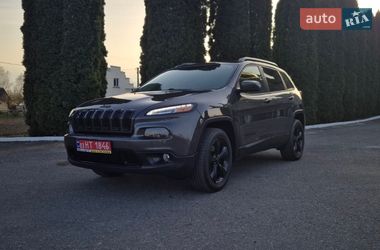 Внедорожник / Кроссовер Jeep Cherokee 2017 в Дубно
