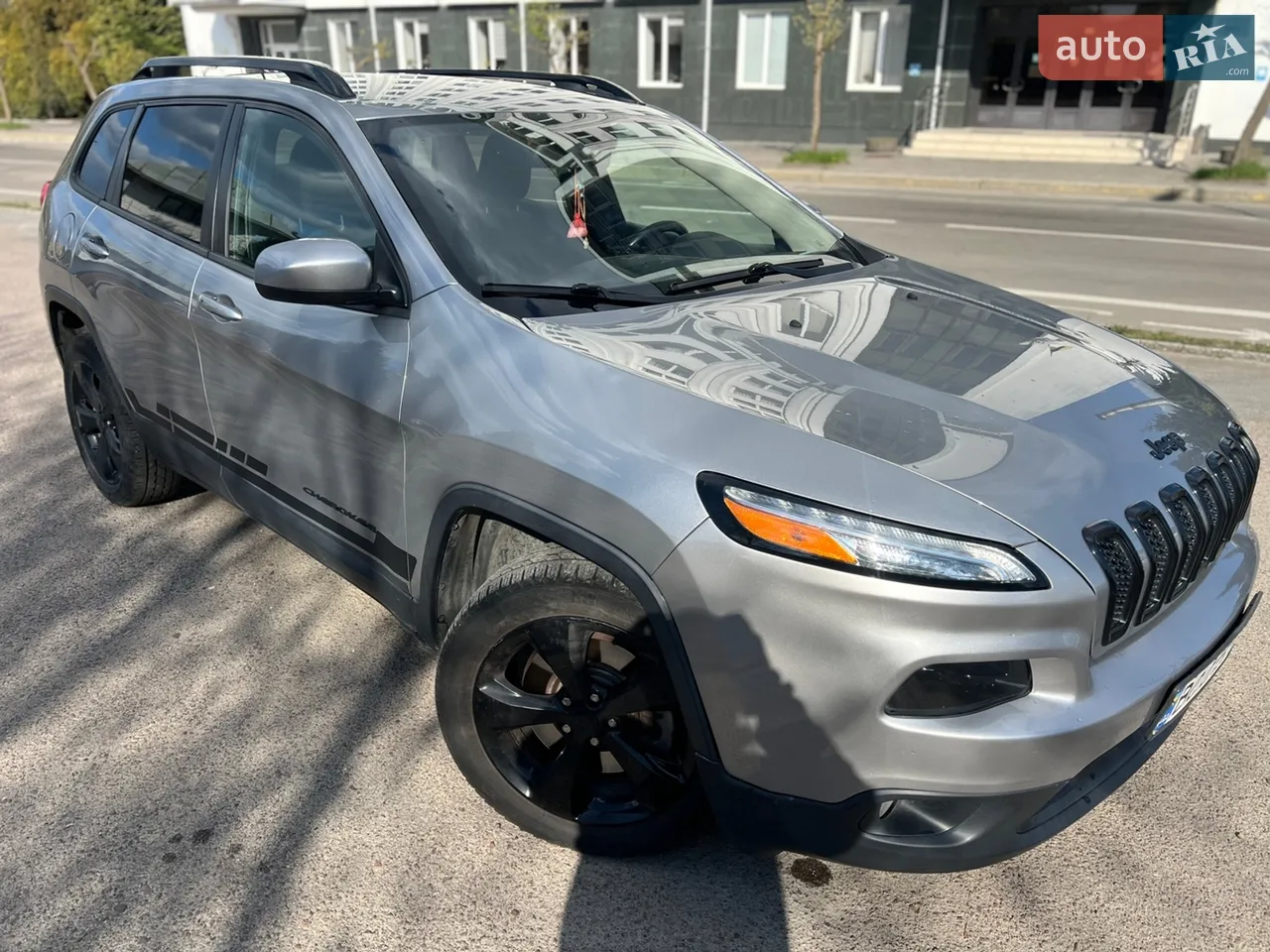 2016 Jeep Cherokee - мініатюра 10