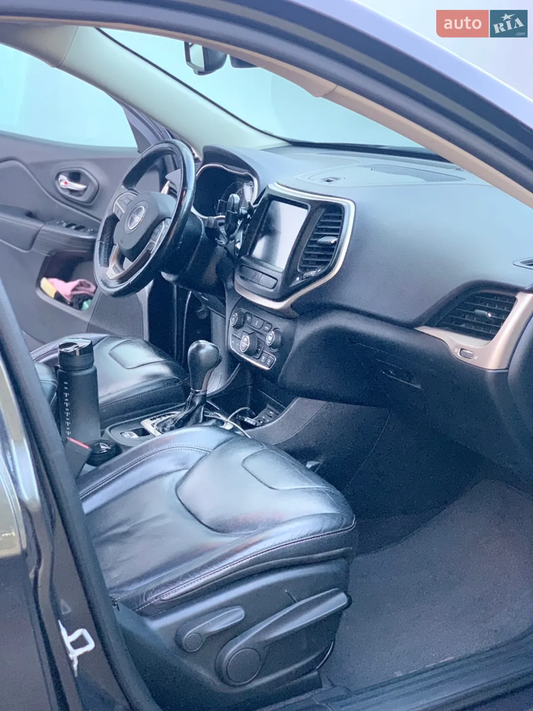 2016 Jeep Cherokee - мініатюра 8