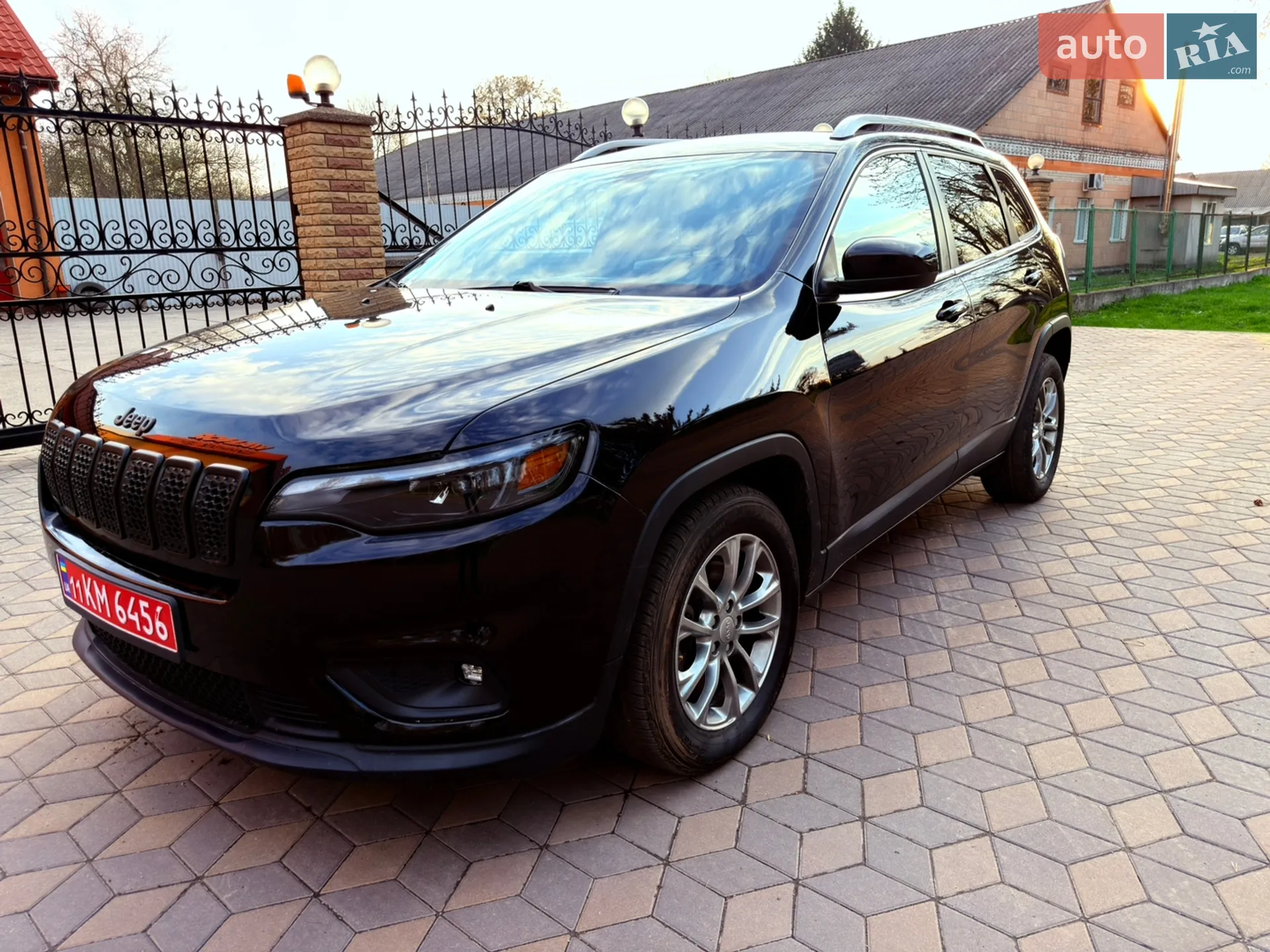 2018 Jeep Cherokee - мініатюра 11