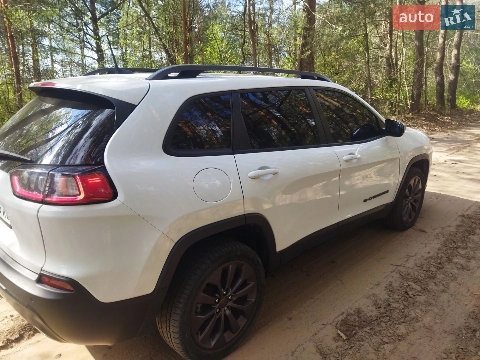 2021 Jeep Cherokee - мініатюра 8
