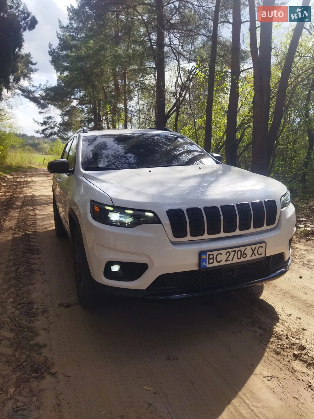 2021 Jeep Cherokee - мініатюра 3