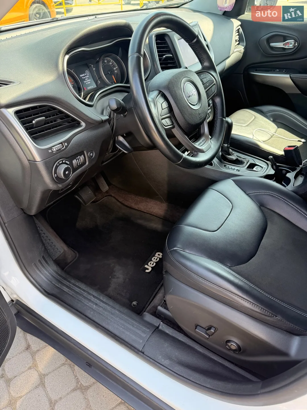 2018 Jeep Cherokee - мініатюра 6
