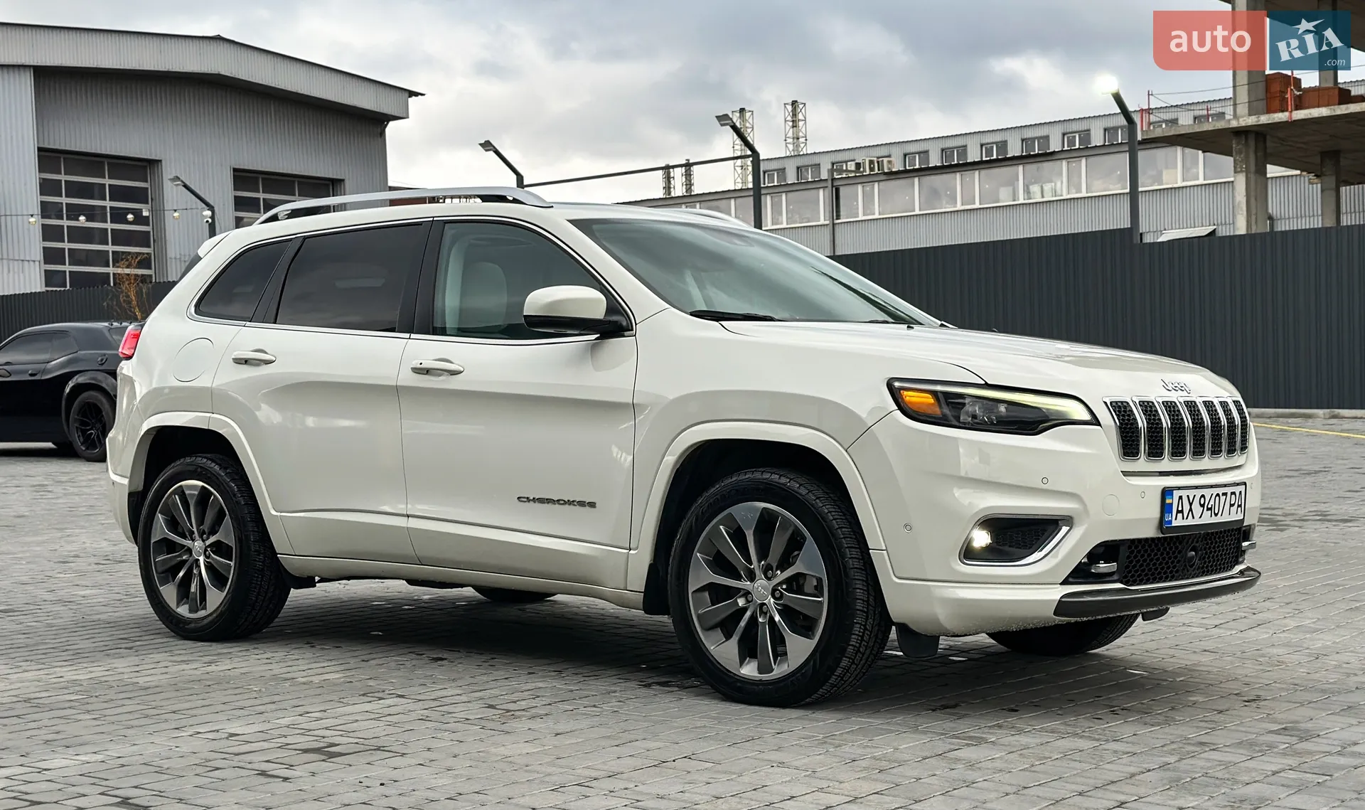 2018 Jeep Cherokee - мініатюра 27