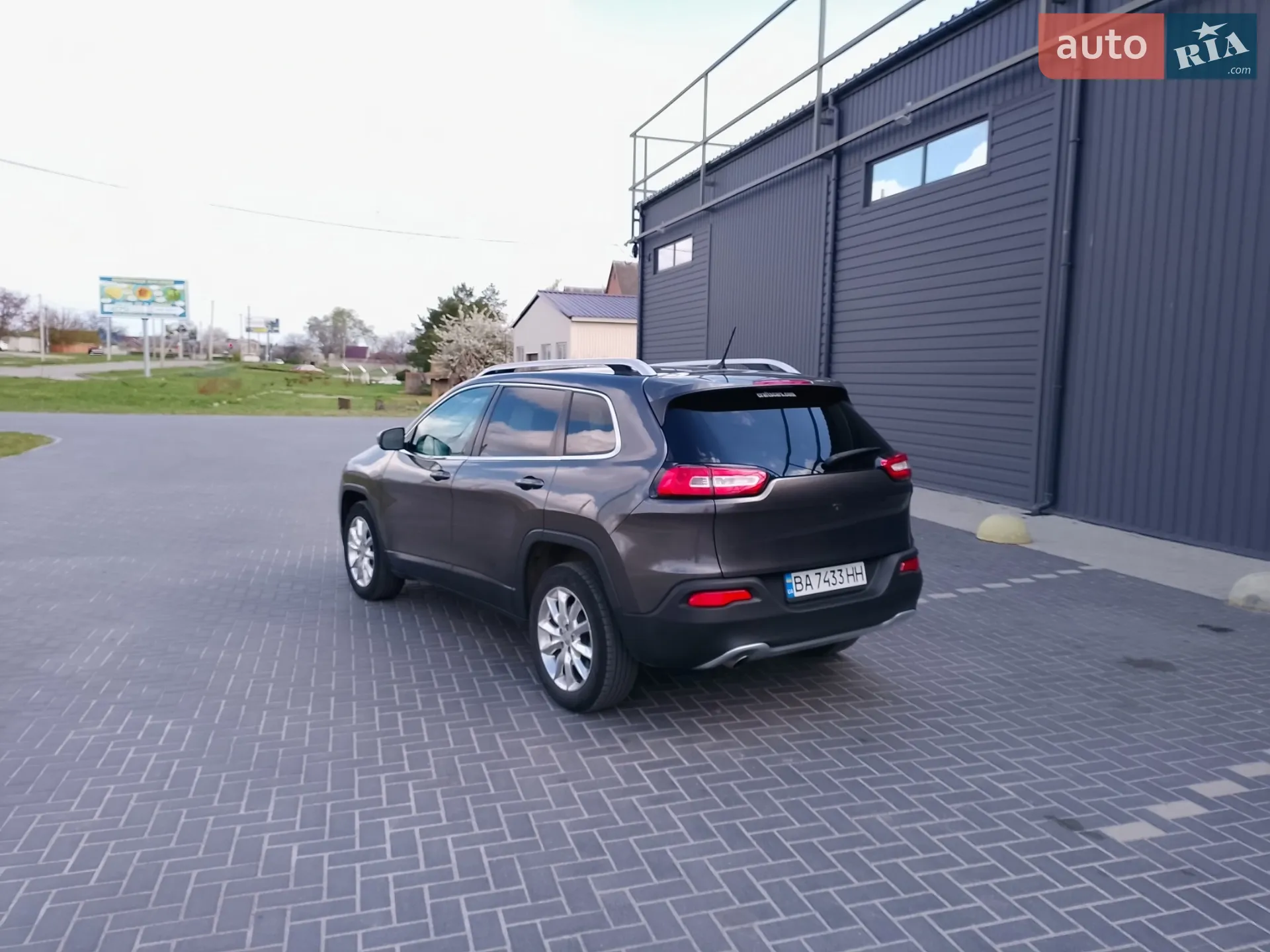 2015 Jeep Cherokee - мініатюра 6
