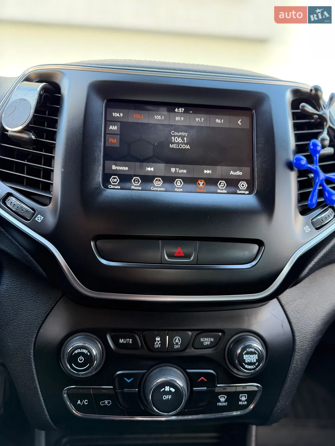 2019 Jeep Cherokee - мініатюра 47