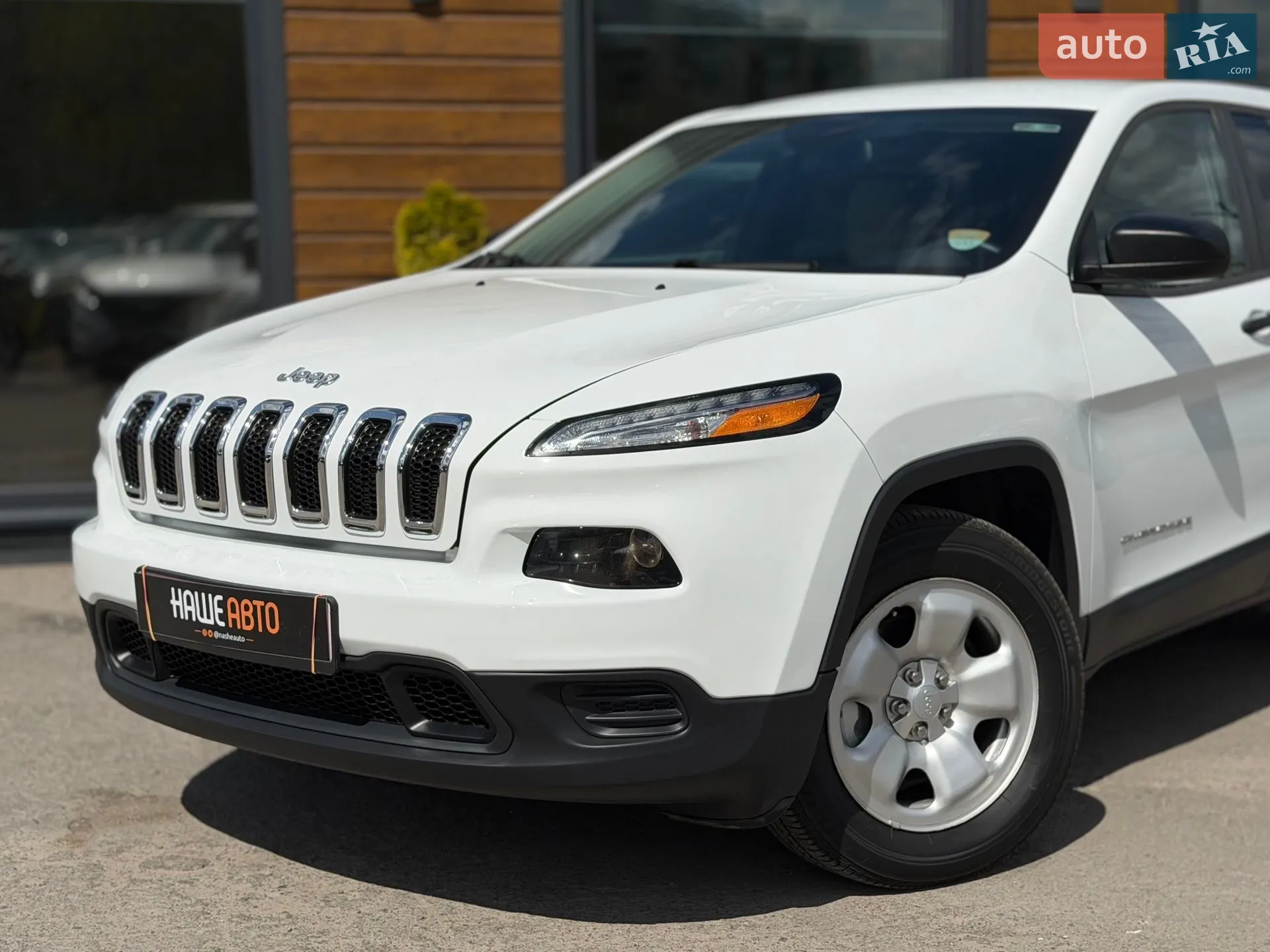 2016 Jeep Cherokee - мініатюра 3