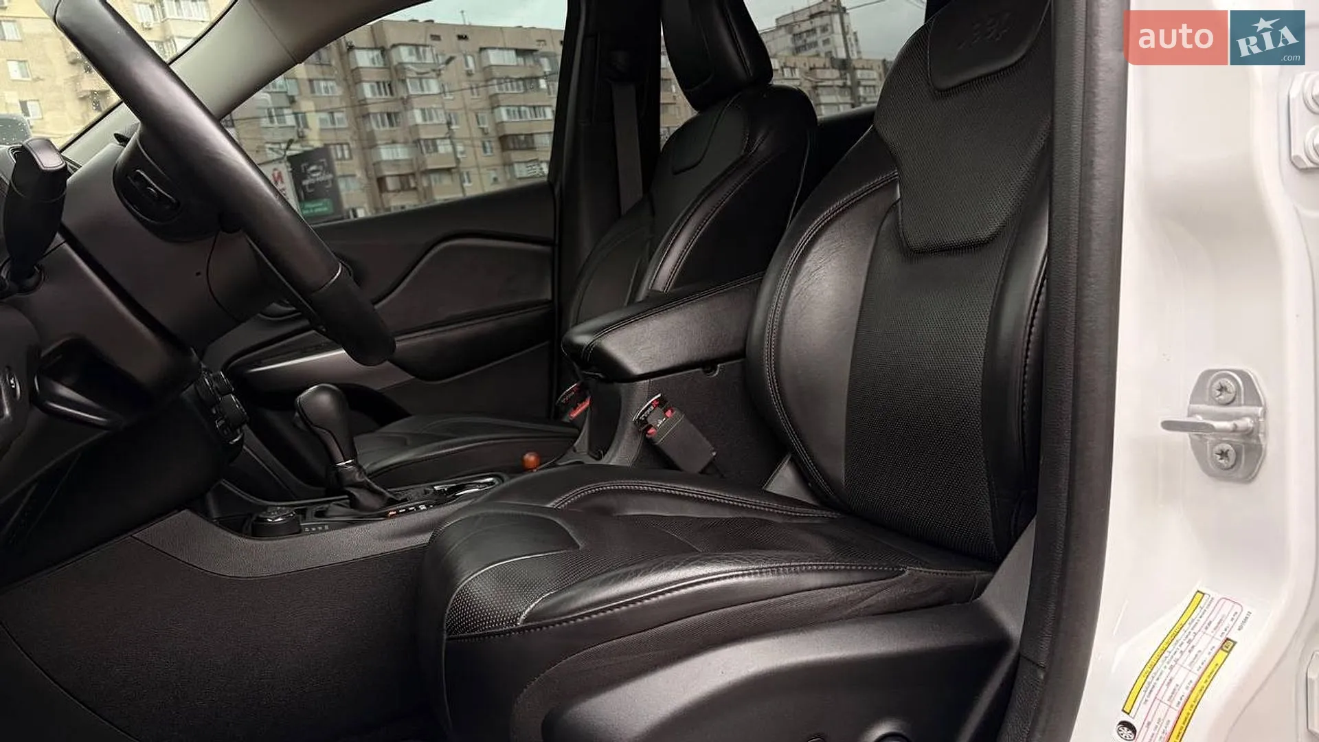 2018 Jeep Cherokee - мініатюра 13
