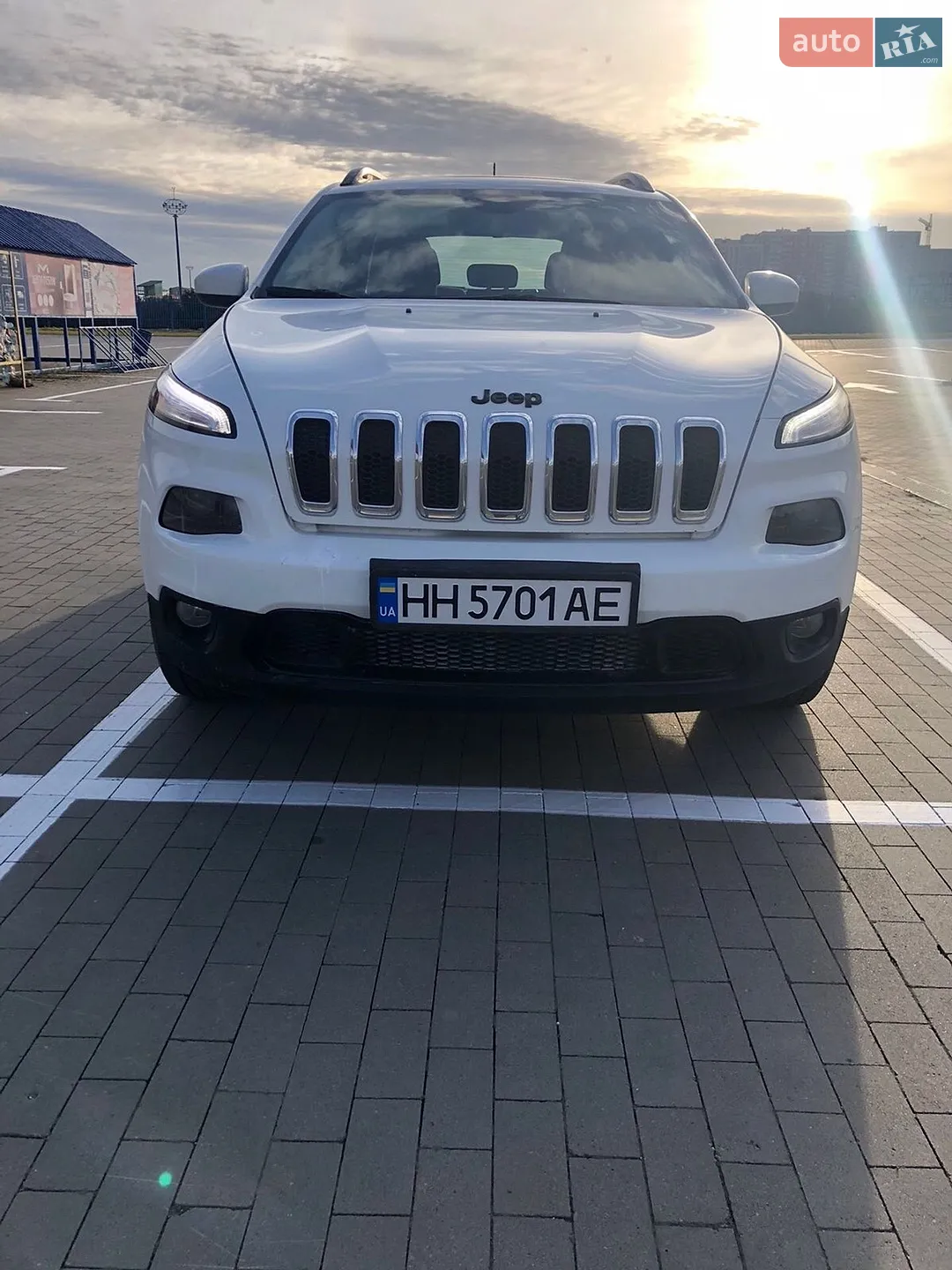 2015 Jeep Cherokee - мініатюра 14