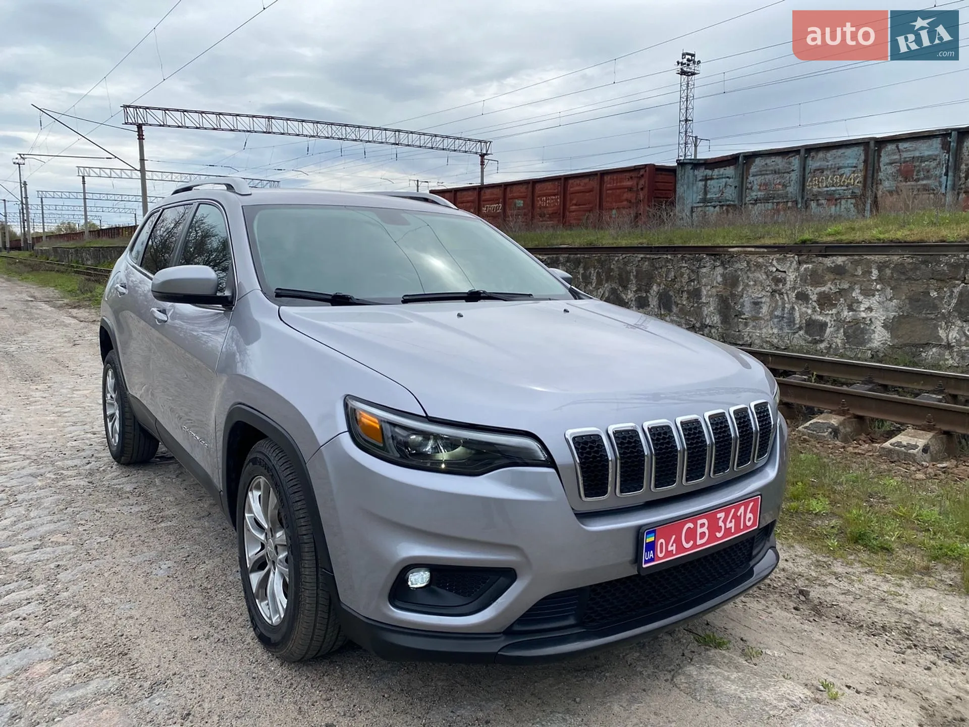 2020 Jeep Cherokee - фото 1