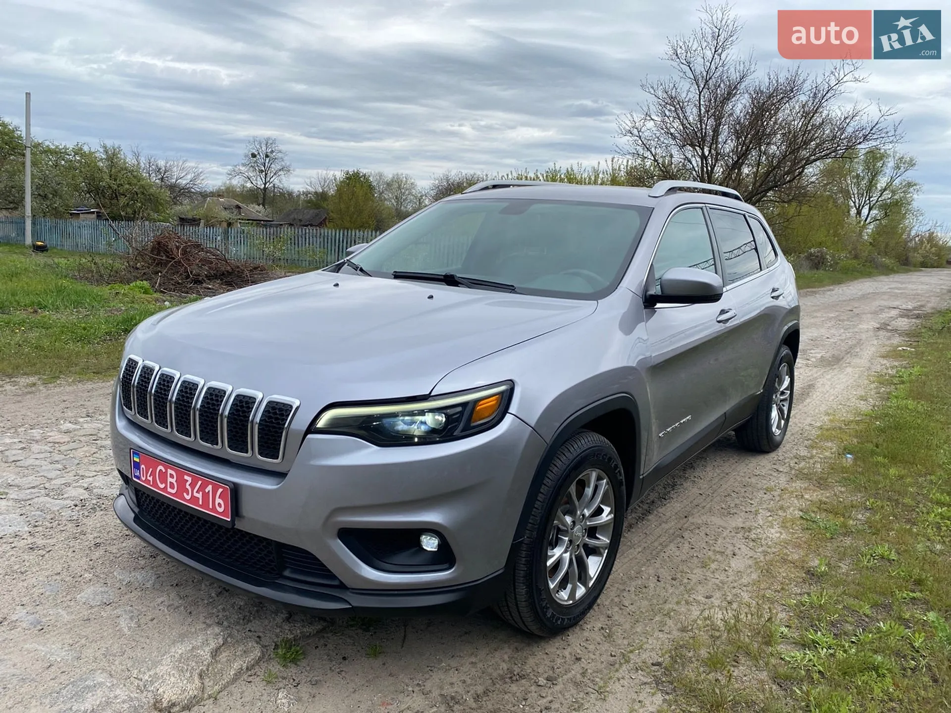 2020 Jeep Cherokee - мініатюра 3
