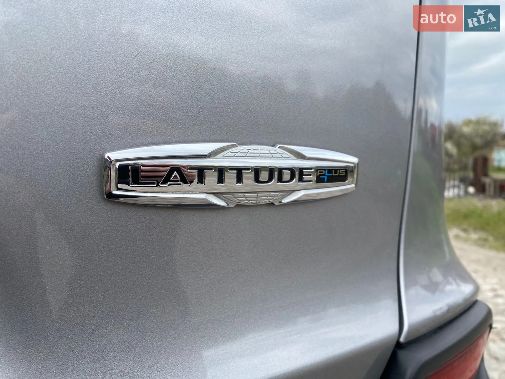 2020 Jeep Cherokee - мініатюра 23