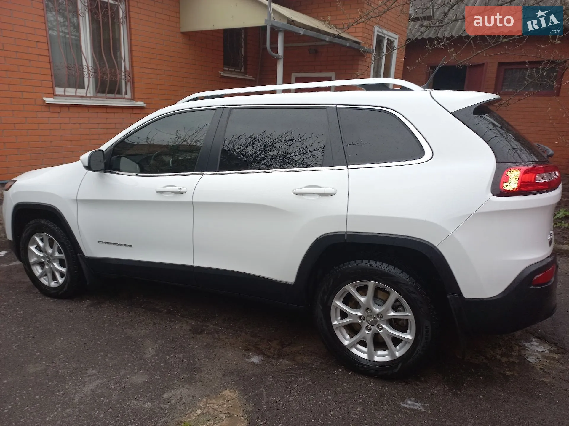 2014 Jeep Cherokee - мініатюра 5