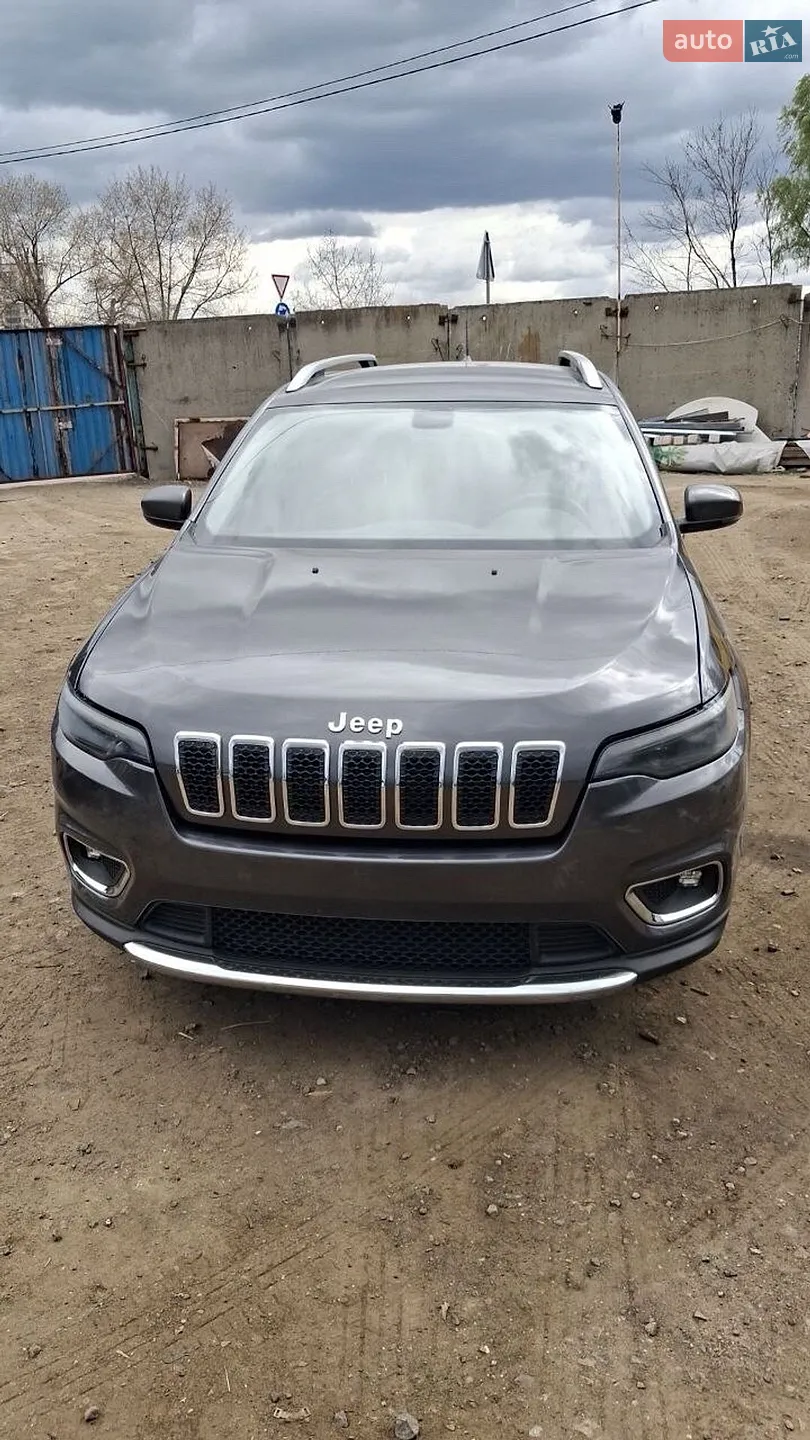 2019 Jeep Cherokee - фото 1