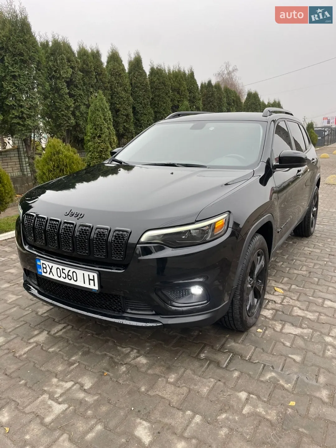 2020 Jeep Cherokee - мініатюра 3