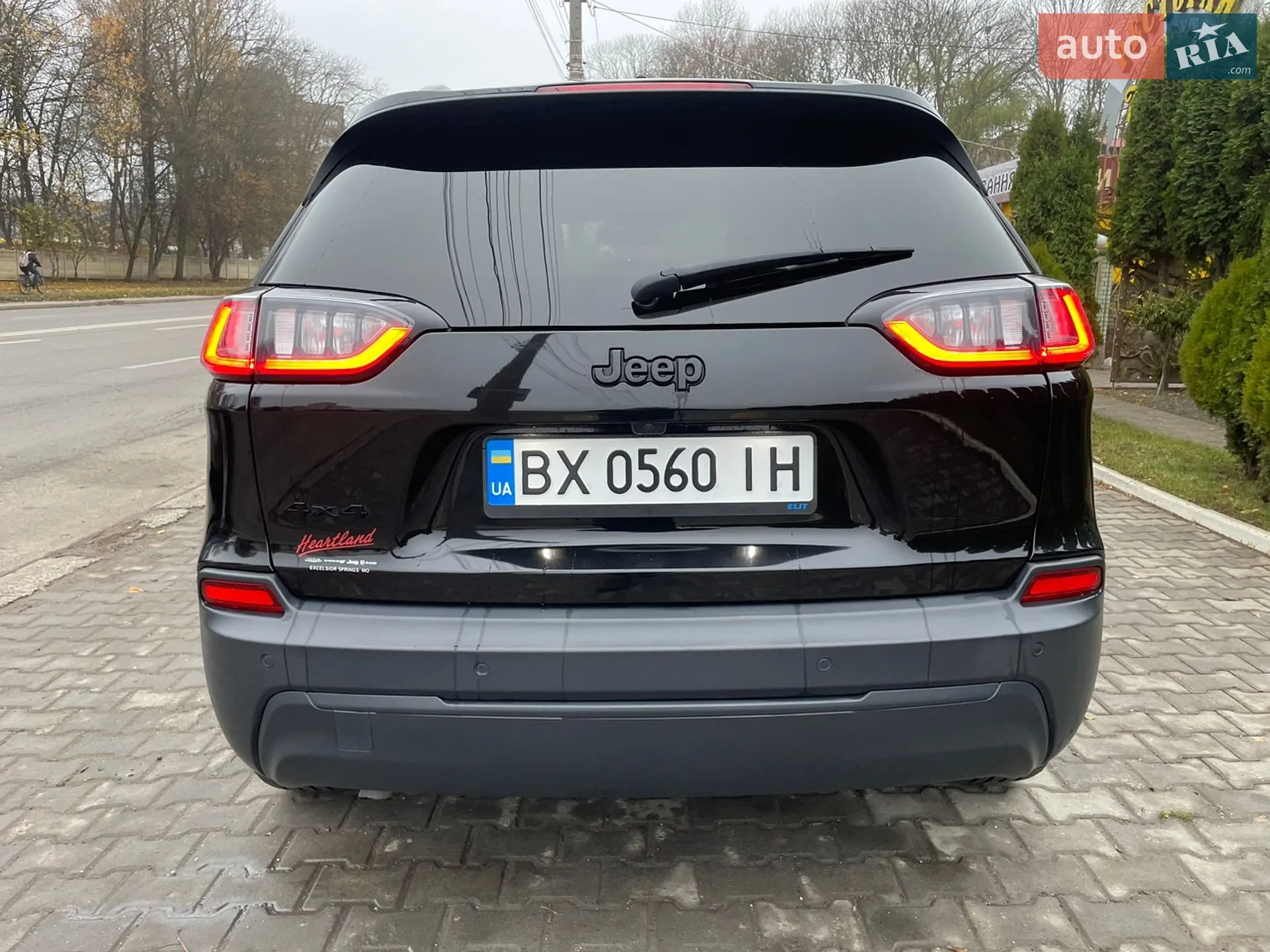 2020 Jeep Cherokee - мініатюра 8
