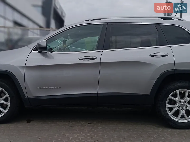 Jeep Cherokee
