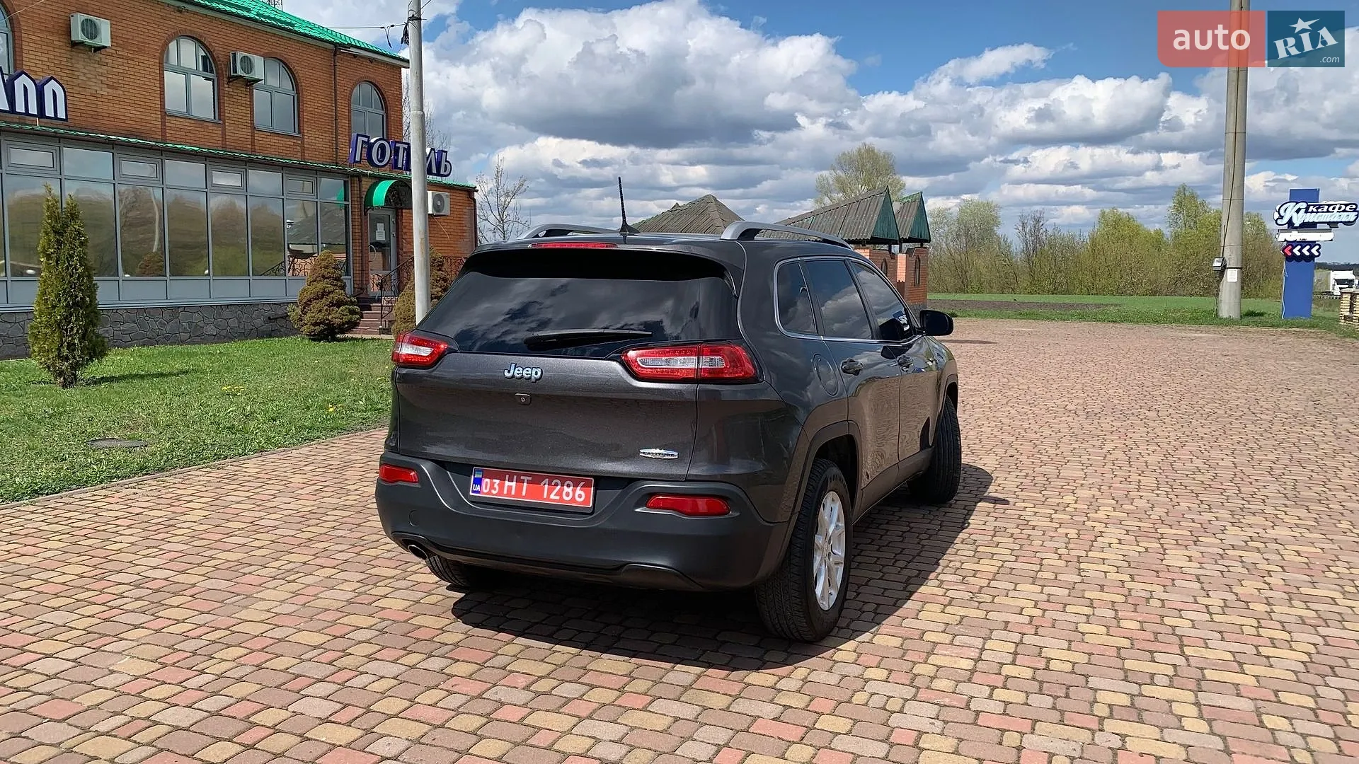 2018 Jeep Cherokee - мініатюра 9