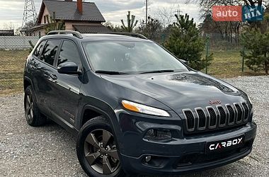 Внедорожник / Кроссовер Jeep Cherokee 2016 в Львове