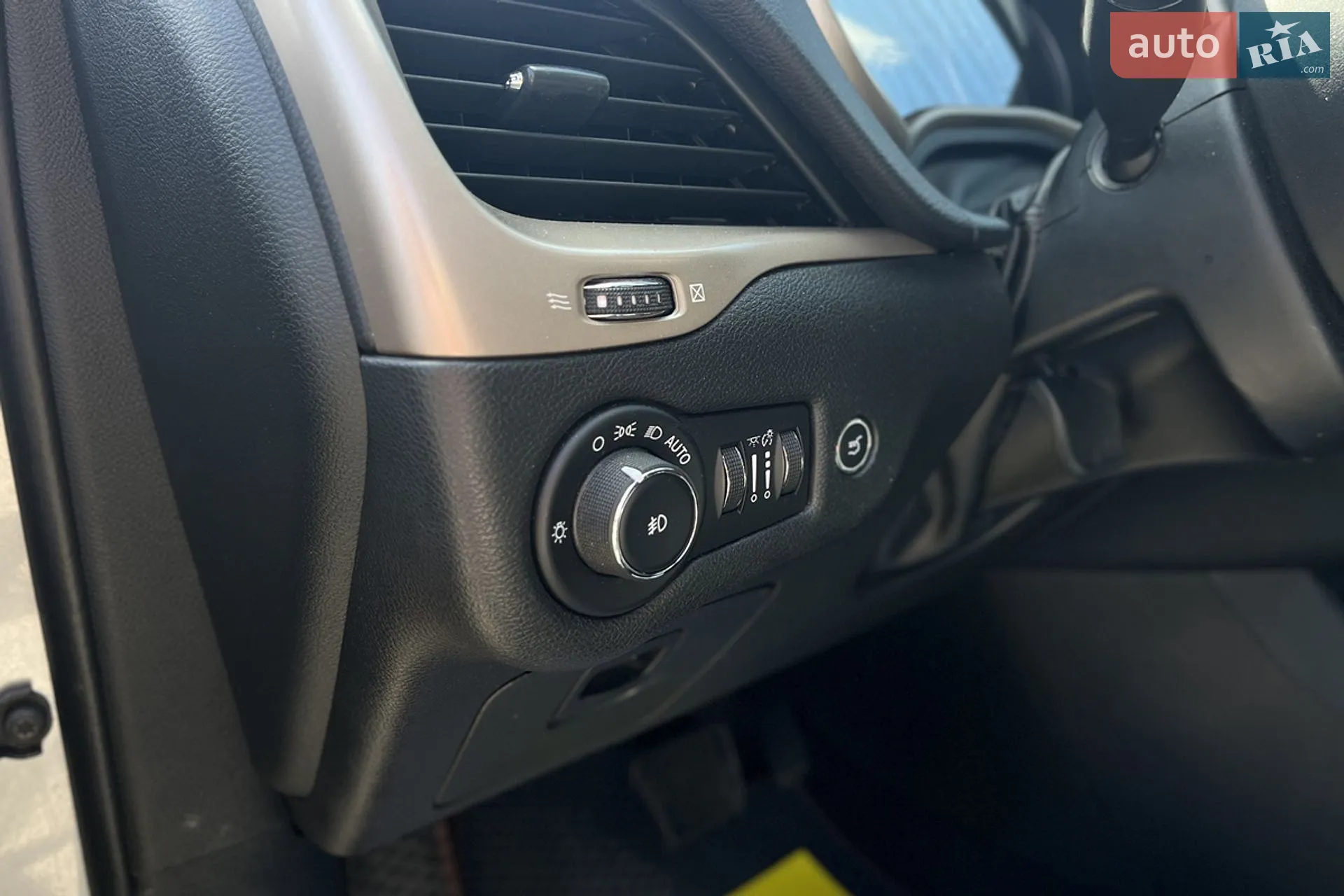 2017 Jeep Cherokee - мініатюра 13