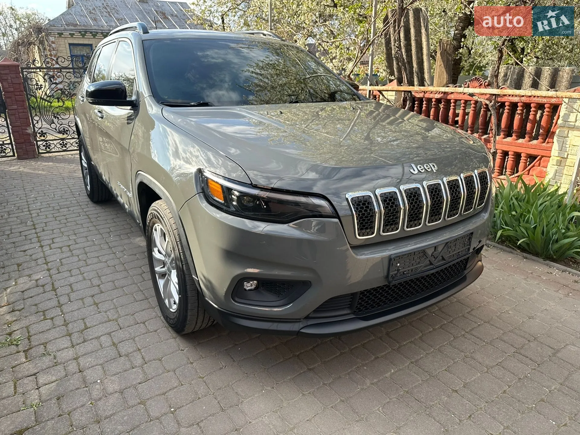2022 Jeep Cherokee - фото 1