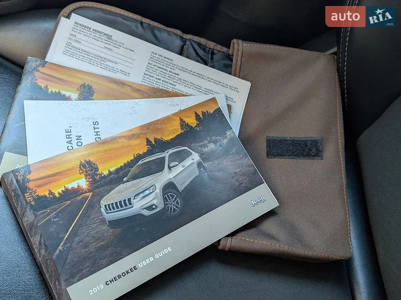 Позашляховик / Кросовер Jeep Cherokee 2018 в Дніпрі документ 2 фото Позашляховик / Кросовер Jeep Cherokee 2018 в Дніпрі документ