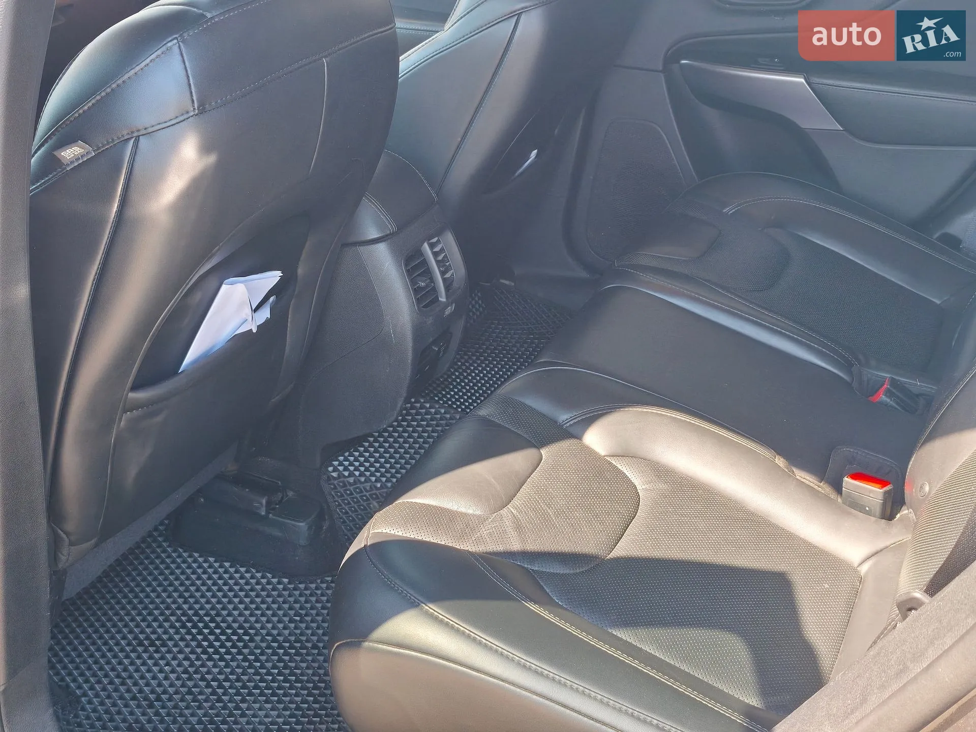 2018 Jeep Cherokee - мініатюра 18
