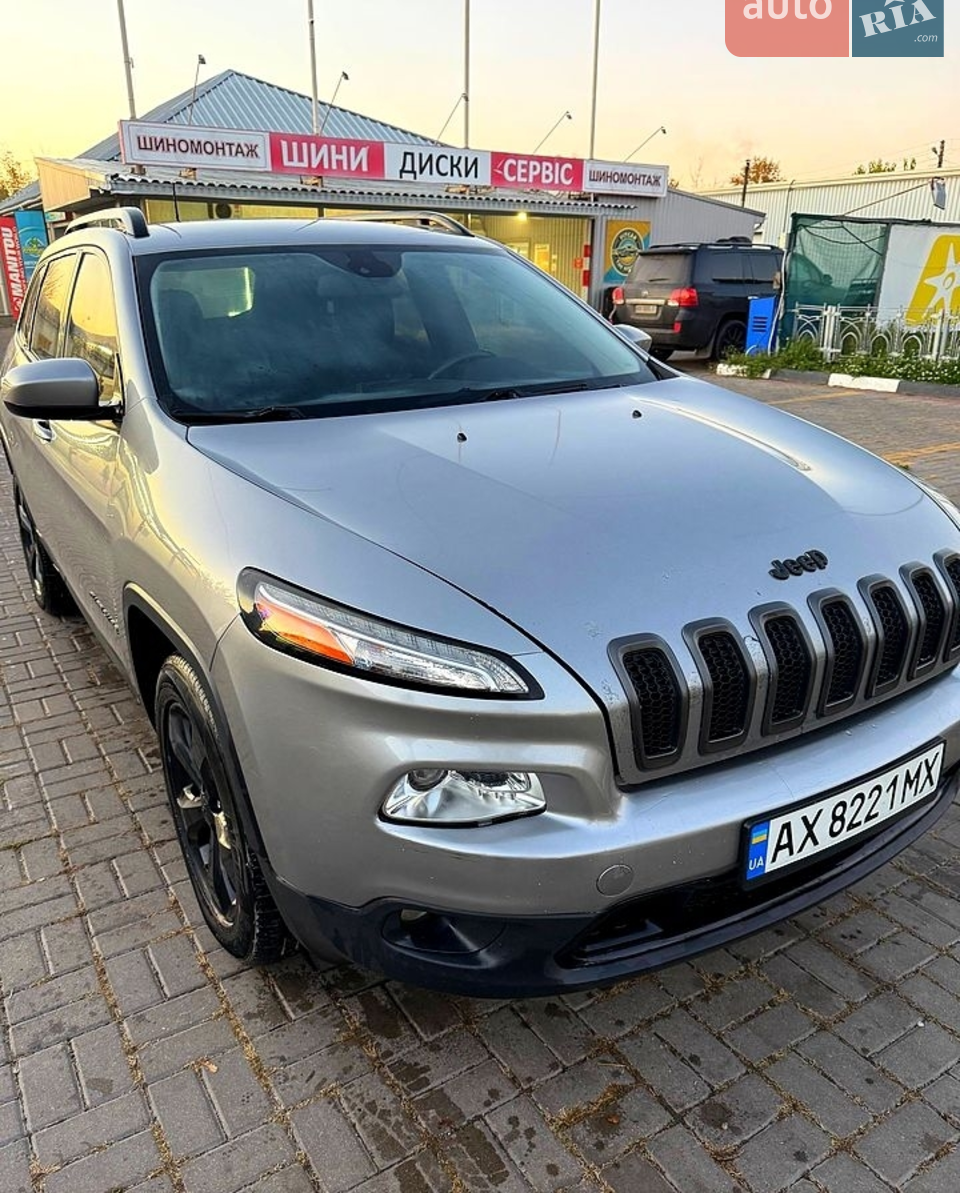 2016 Jeep Cherokee - мініатюра 11