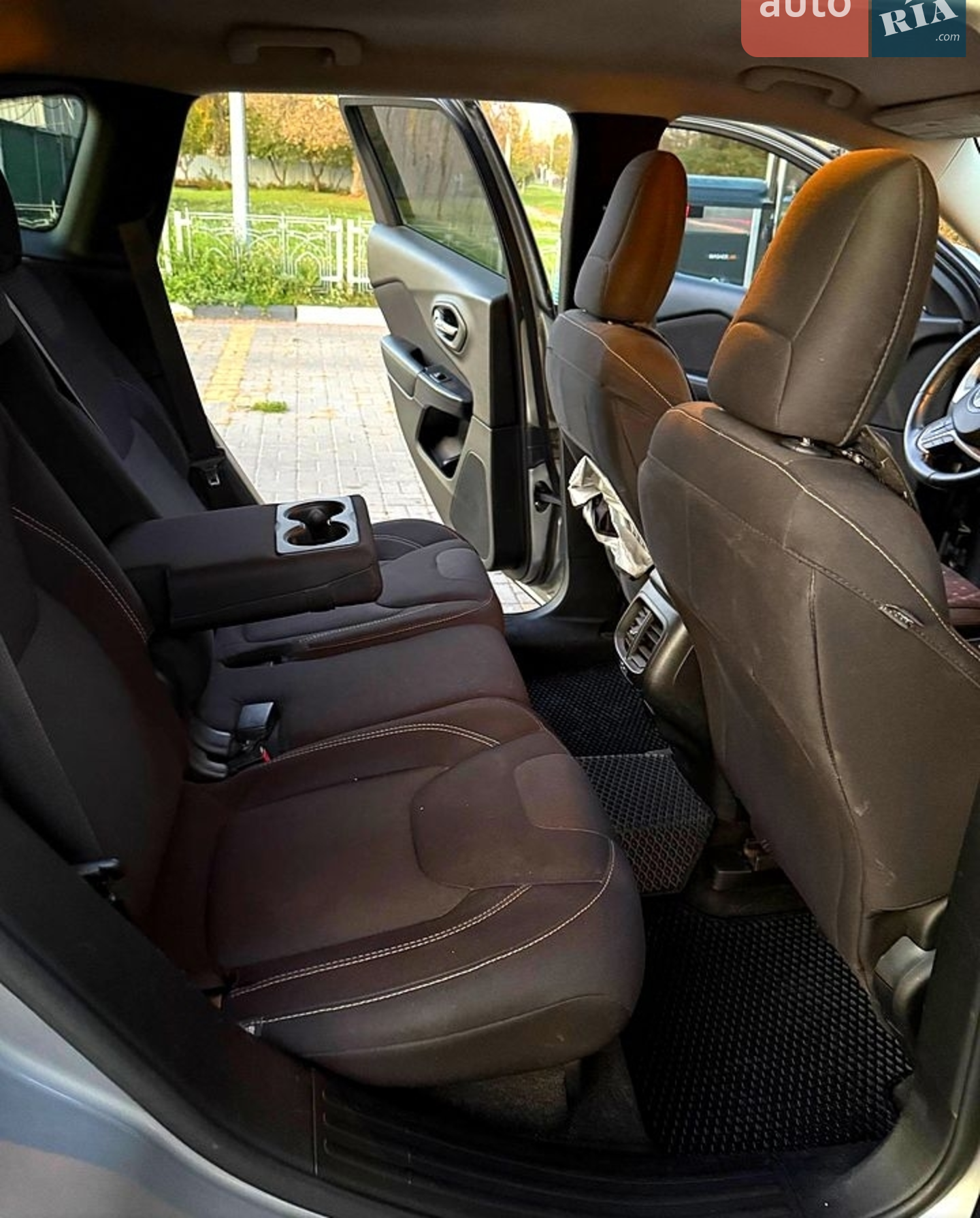 2015 Jeep Cherokee - мініатюра 7