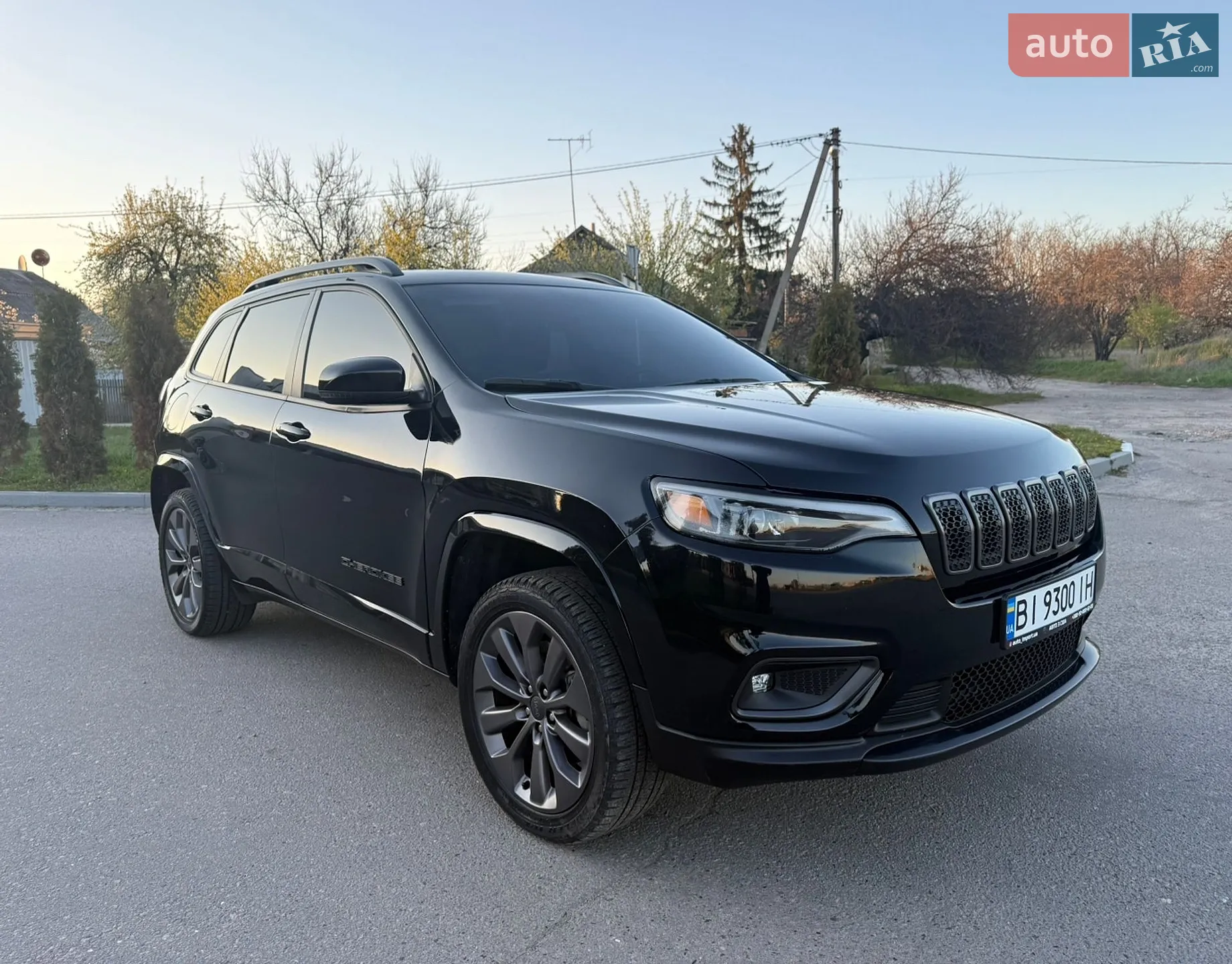 2020 Jeep Cherokee - мініатюра 2