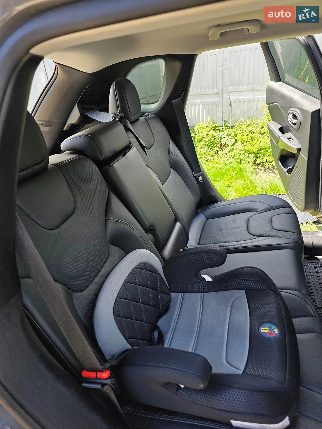 2019 Jeep Cherokee - мініатюра 26