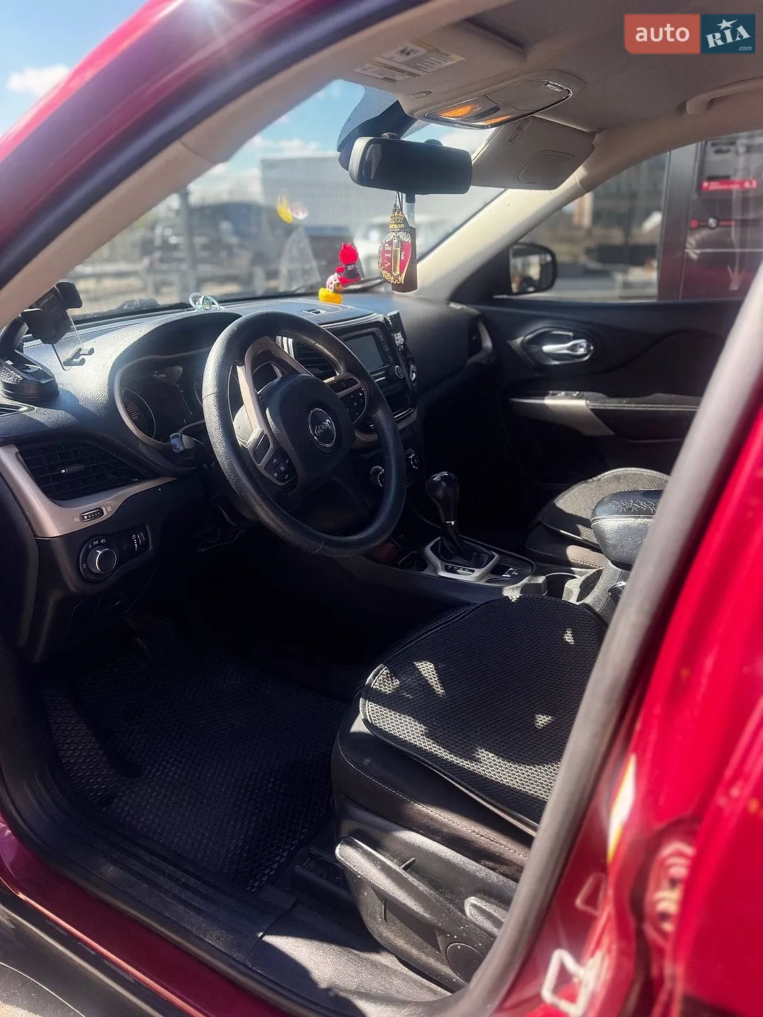 2016 Jeep Cherokee - мініатюра 24