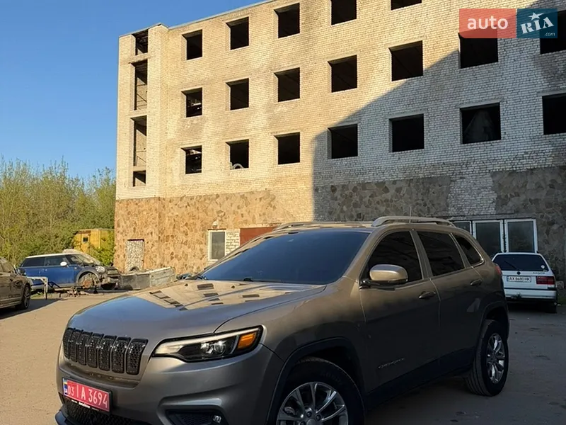 Jeep Cherokee
