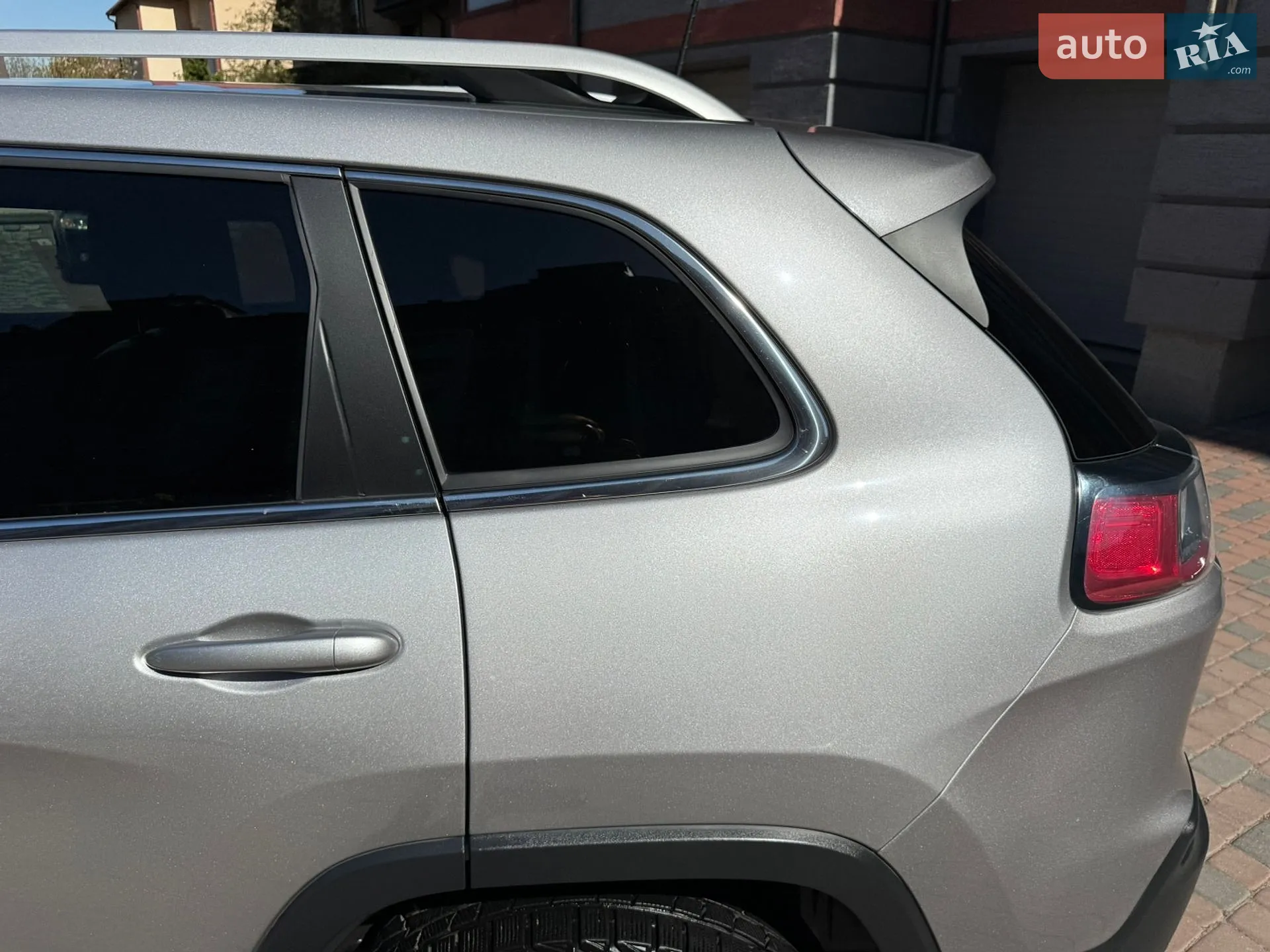2018 Jeep Cherokee - мініатюра 95