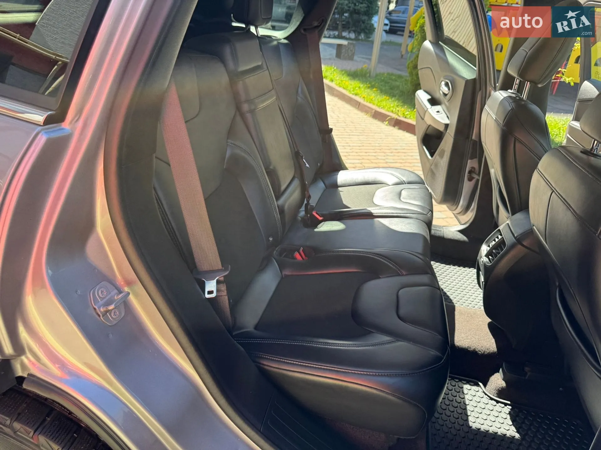 2018 Jeep Cherokee - мініатюра 172