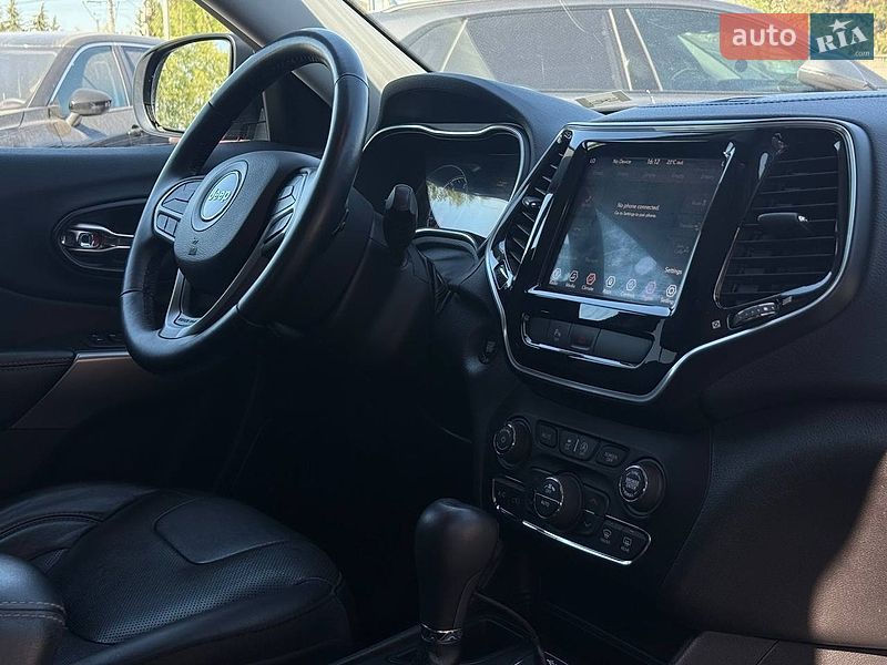 Внедорожник / Кроссовер Jeep Cherokee 2019 в Ровно