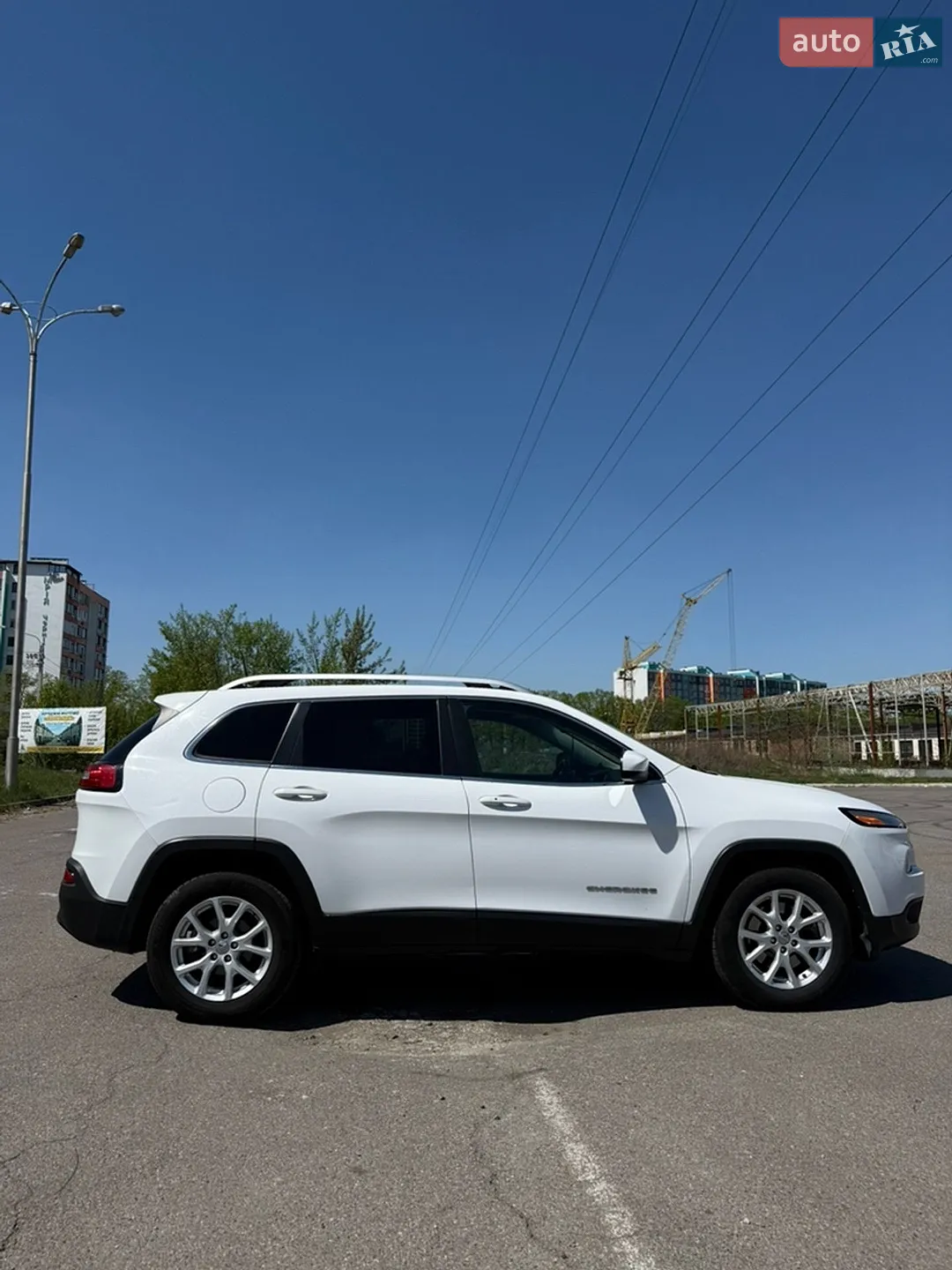 2017 Jeep Cherokee - мініатюра 9