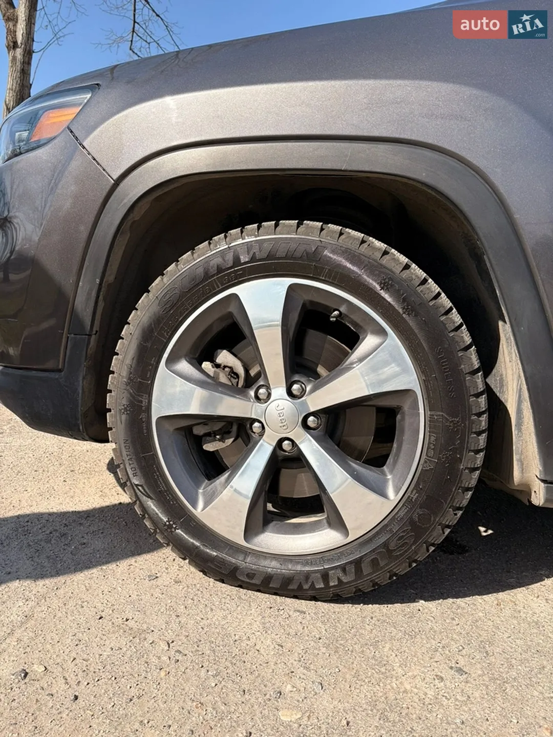 2019 Jeep Cherokee - мініатюра 11